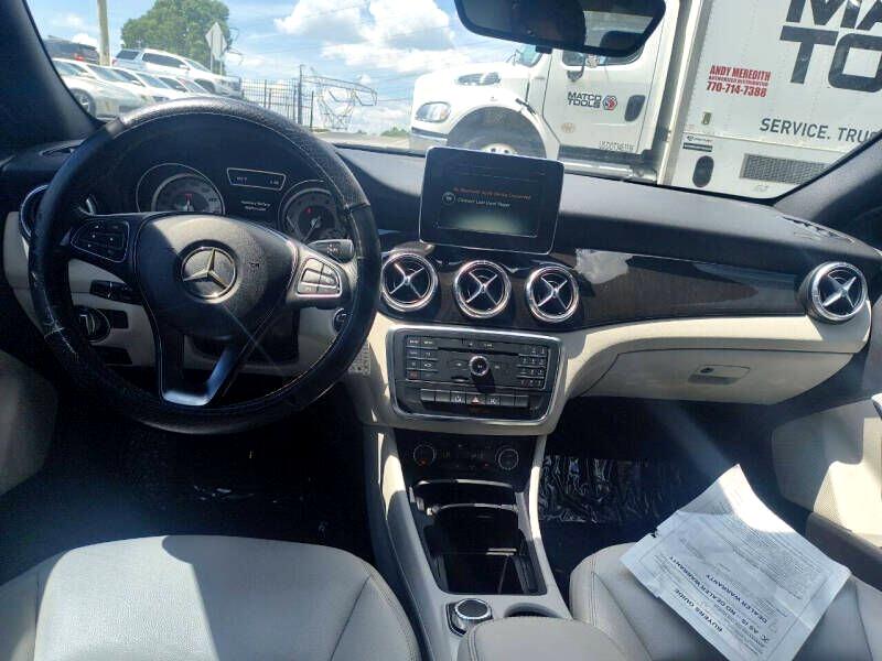 Mercedes-Benz CLA-Class 4dr Sdn CLA 250 FWD 2015 Mercedes-Benz CLA-Class 4dr Sdn CLA 250 FWD 2015
