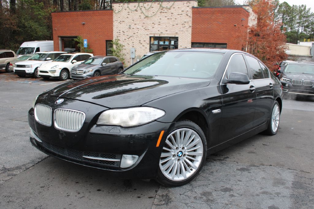 2011 BMW 5 Series 550i