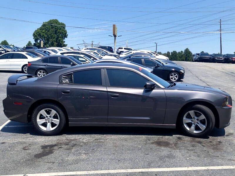 Dodge Charger 4dr Sdn SE RWD 2014 Dodge Charger 4dr Sdn SE RWD 2014