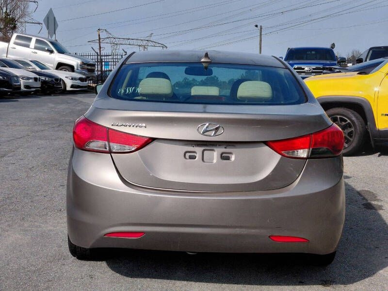 Hyundai Elantra 4dr Sdn Auto GLS (Alabama Plant) *Ltd Avail* 2013