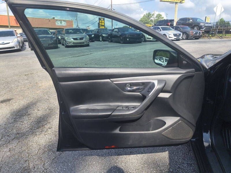 Nissan Altima 4dr Sdn I4 2.5 SV 2016