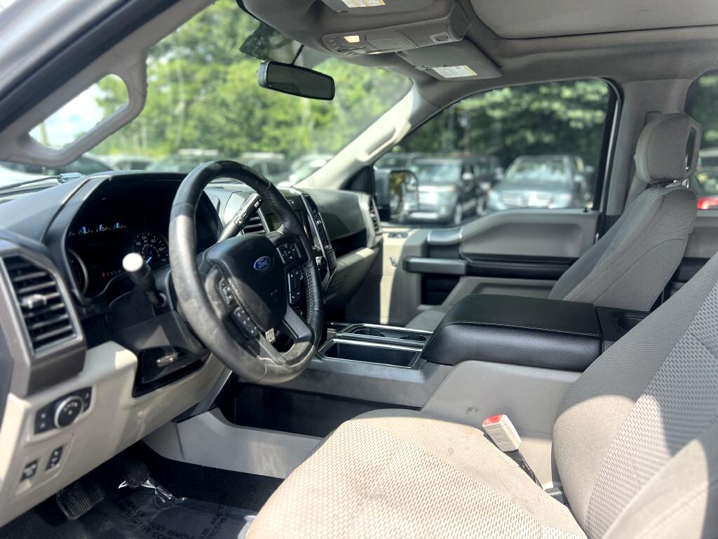 Ford F-150 XLT 4WD SuperCrew 5.5' Box 2018 Ford F-150 XLT 4WD SuperCrew 5.5' Box 2018