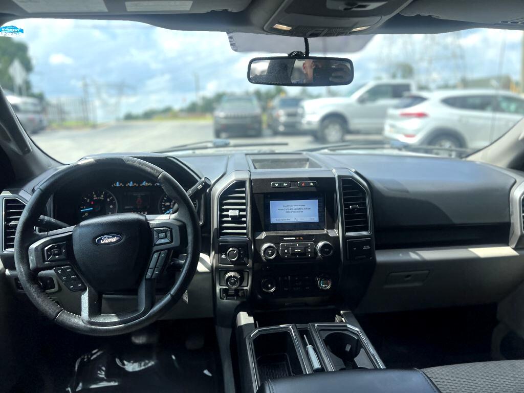 Ford F-150 XLT 4WD SuperCrew 5.5' Box 2018 Ford F-150 XLT 4WD SuperCrew 5.5' Box 2018