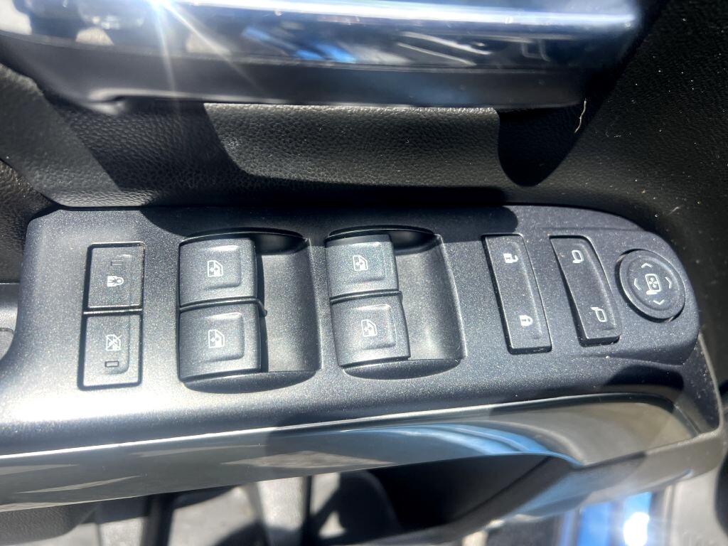 Chevrolet Silverado 1500 4WD Crew Cab 143.5" LT w/1LT 2018 Chevrolet Silverado 1500 4WD Crew Cab 143.5" LT w/1LT 2018