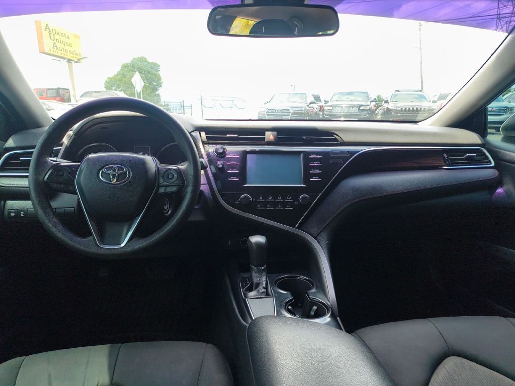 Toyota Camry XLE Auto (Natl) 2018 Toyota Camry XLE Auto (Natl) 2018