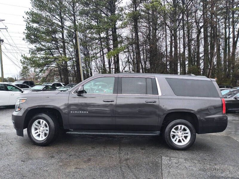 Chevrolet Suburban 2WD 4dr 1500 LT 2018 Chevrolet Suburban 2WD 4dr 1500 LT 2018