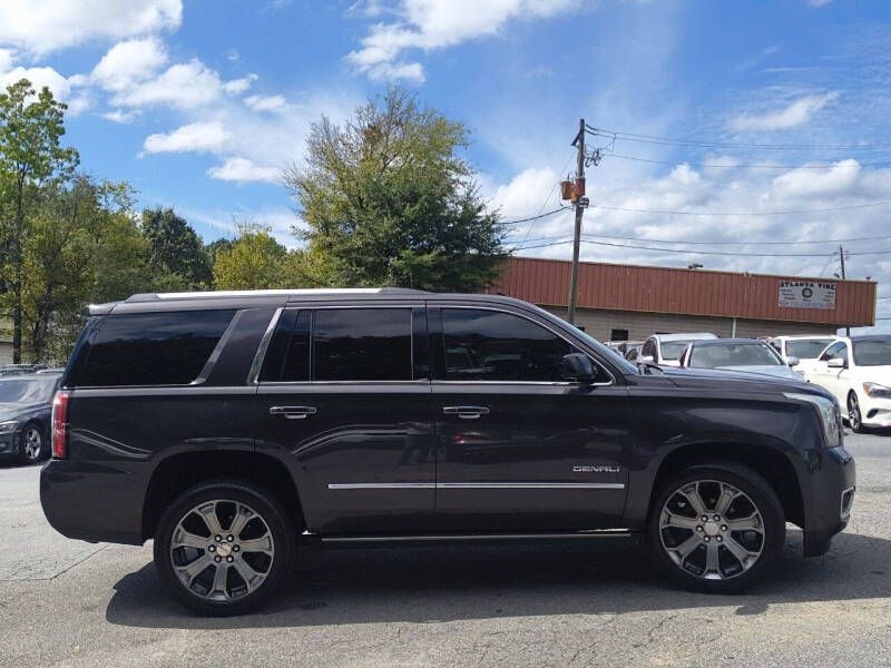 GMC Yukon 2WD 4dr Denali 2017 GMC Yukon 2WD 4dr Denali 2017