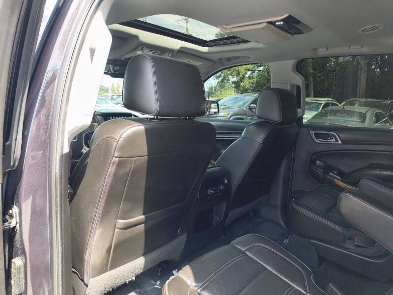 GMC Yukon 2WD 4dr Denali 2017 GMC Yukon 2WD 4dr Denali 2017