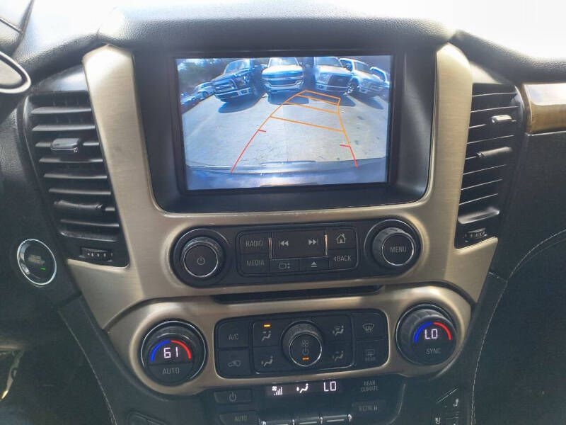 GMC Yukon 2WD 4dr Denali 2017 GMC Yukon 2WD 4dr Denali 2017
