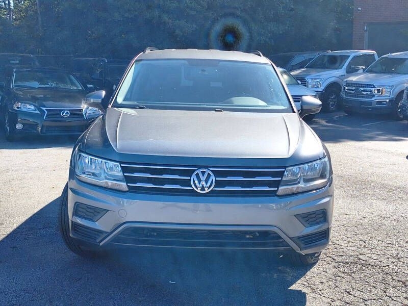 Volkswagen Tiguan 2.0T S FWD 2018 Volkswagen Tiguan 2.0T S FWD 2018
