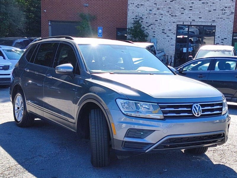 Volkswagen Tiguan 2.0T S FWD 2018 Volkswagen Tiguan 2.0T S FWD 2018