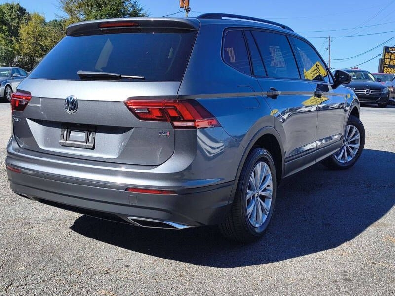 Volkswagen Tiguan 2.0T S FWD 2018 Volkswagen Tiguan 2.0T S FWD 2018