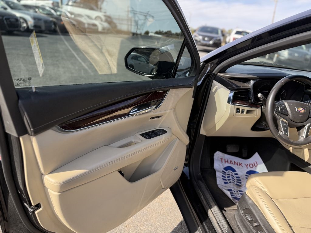 Cadillac XT5 AWD 4dr Premium Luxury 2017