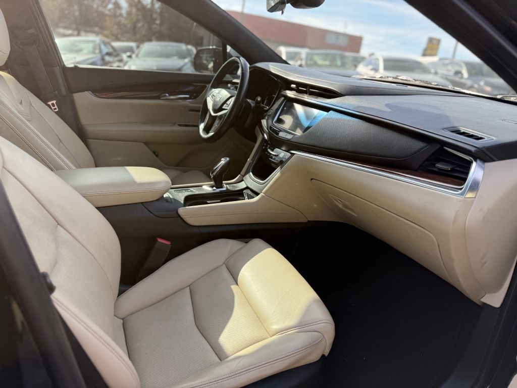 Cadillac XT5 AWD 4dr Premium Luxury 2017