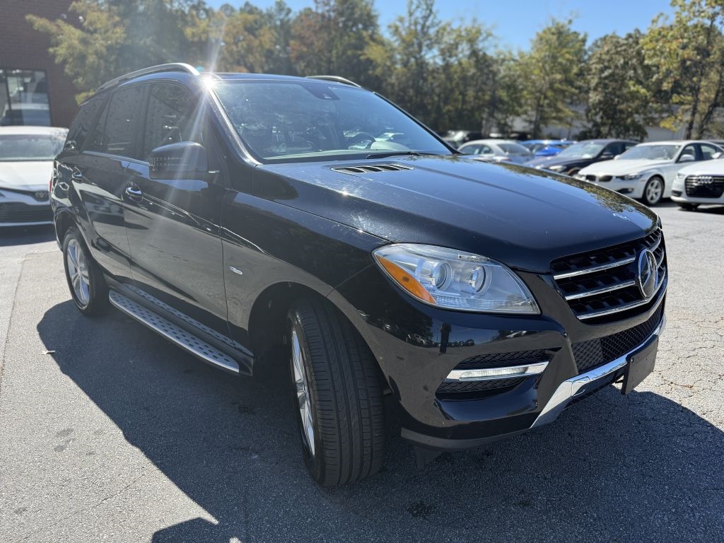 Mercedes-Benz M-Class 4MATIC 4dr ML 350 2012 Mercedes-Benz M-Class 4MATIC 4dr ML 350 2012