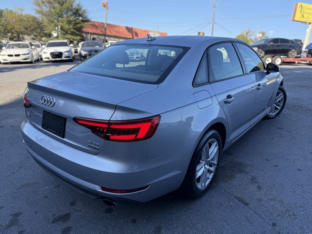 Audi A4 2.0 TFSI Auto Premium quattro AWD 2017 Audi A4 2.0 TFSI Auto Premium quattro AWD 2017