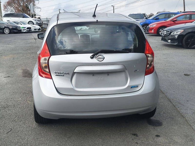 Nissan Versa Note 5dr HB CVT 1.6 SV 2015