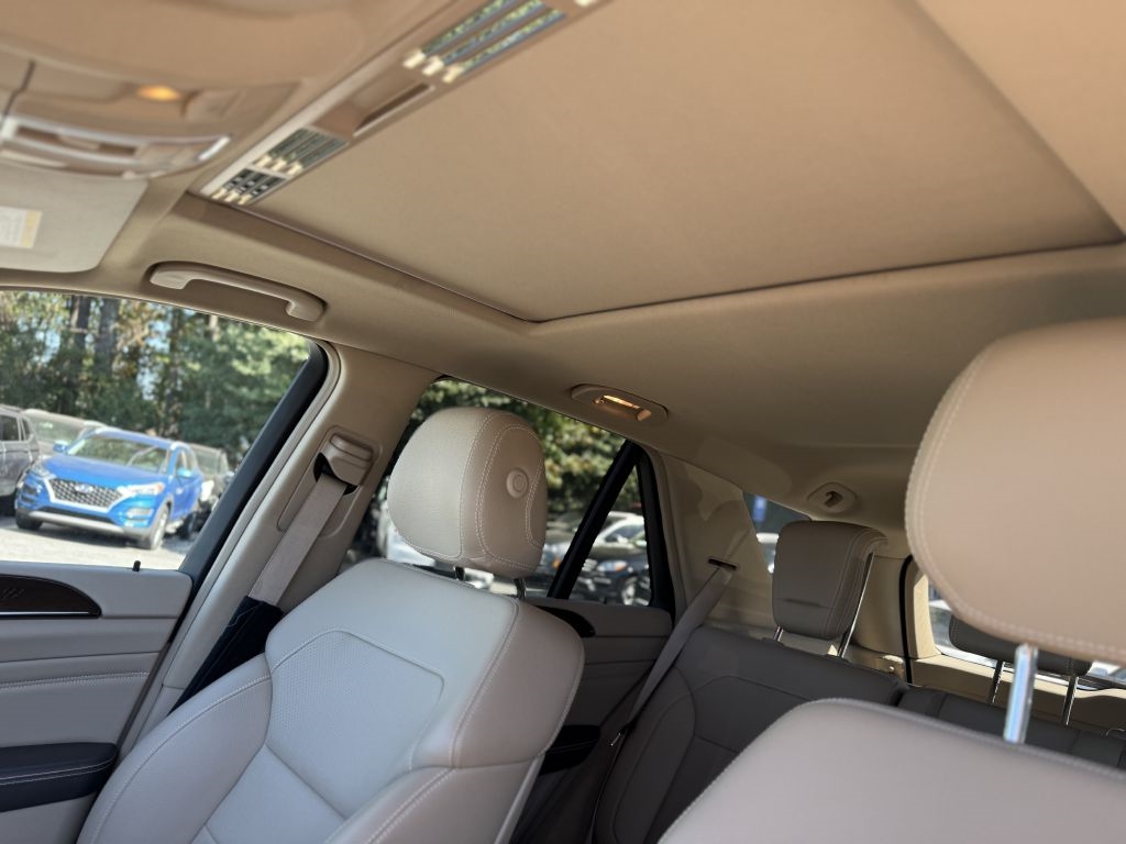 Mercedes-Benz M-Class 4MATIC 4dr ML 350 2015 Mercedes-Benz M-Class 4MATIC 4dr ML 350 2015