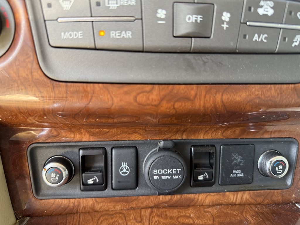 Infiniti QX80 2WD 4dr 2016 Infiniti QX80 2WD 4dr 2016