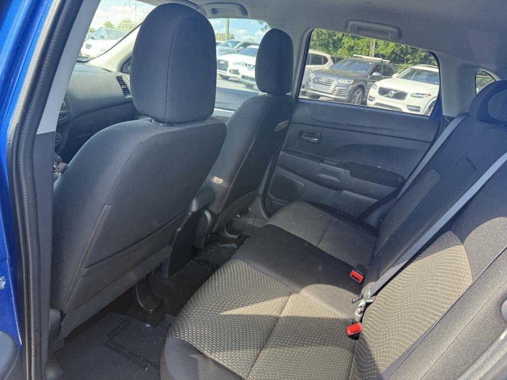 Mitsubishi Outlander Sport 2WD 4dr CVT 2.0 ES 2016