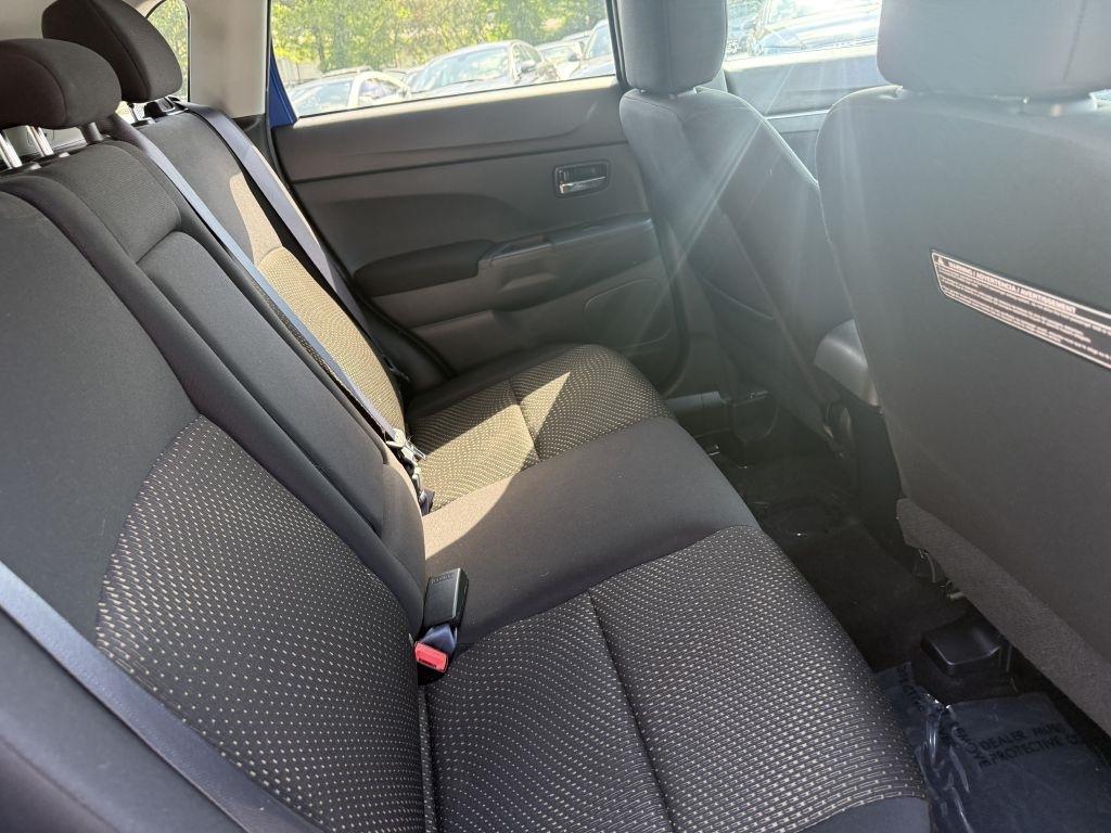 Mitsubishi Outlander Sport 2WD 4dr CVT 2.0 ES 2016