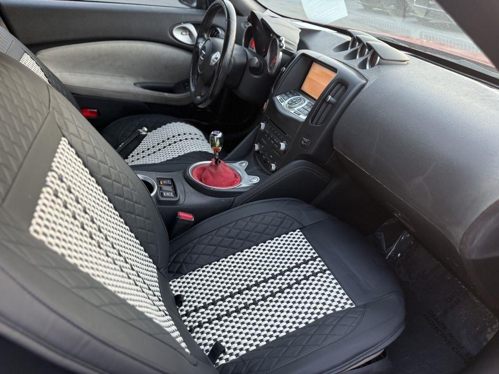 Nissan 370Z 2dr Cpe Man Touring 2009