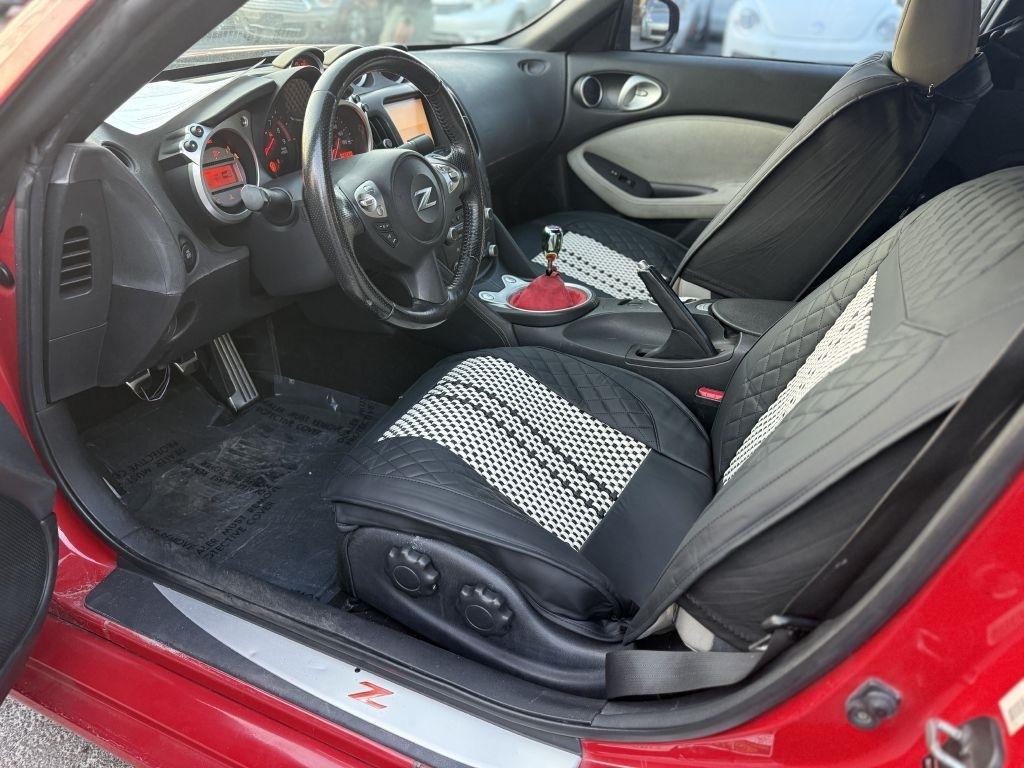 Nissan 370Z 2dr Cpe Man Touring 2009