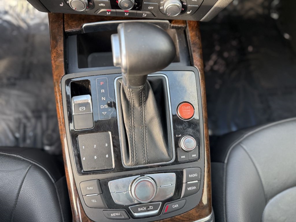 Audi A6 4dr Sdn quattro 2.0T Premium 2015