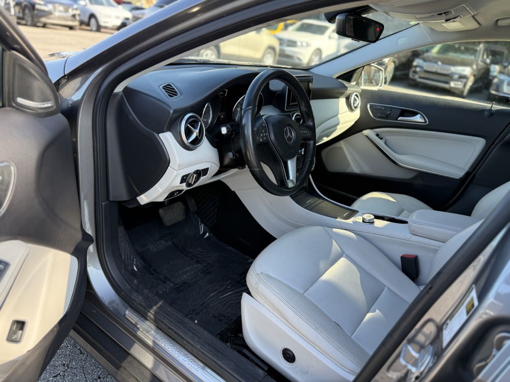 Mercedes-Benz GLA-Class 4MATIC 4dr GLA 250 2015