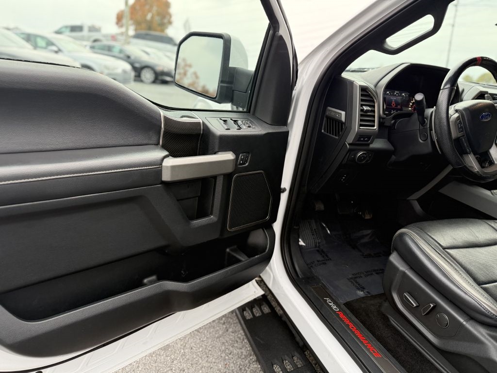 Ford F-150 Raptor 4WD SuperCrew 5.5' Box 2018