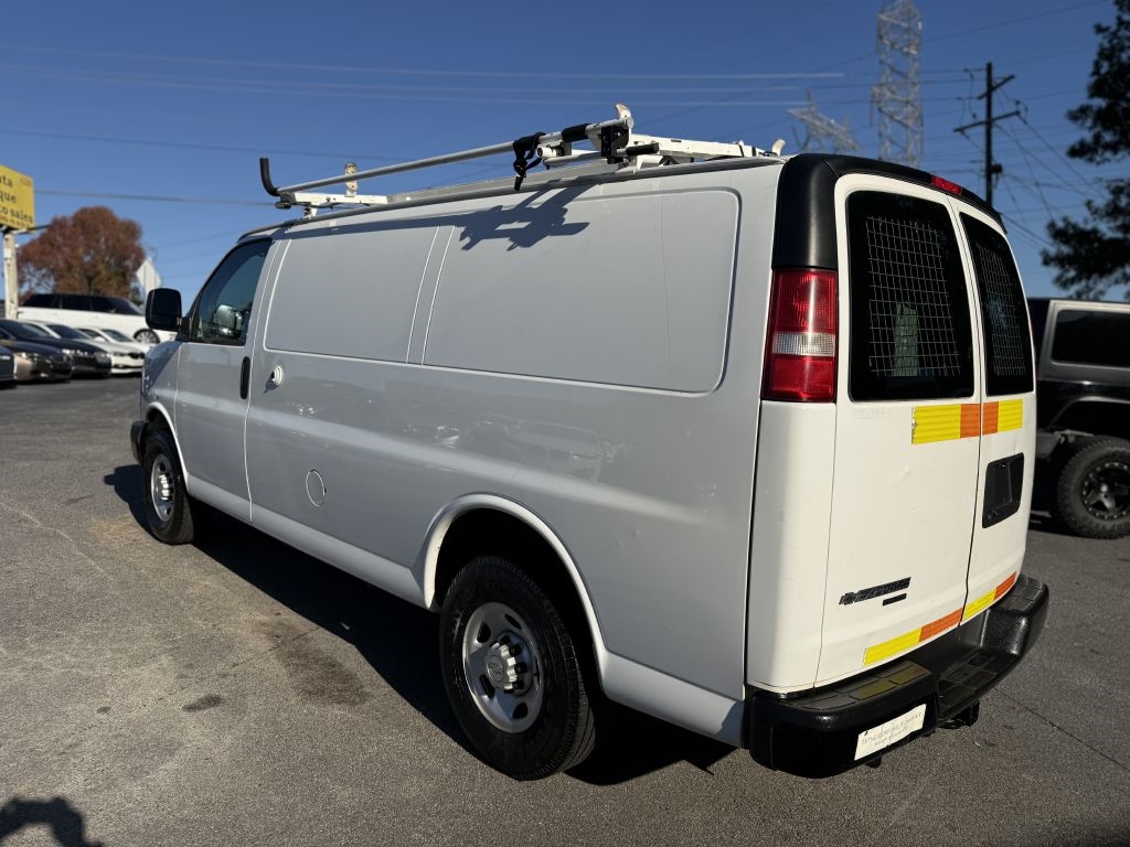 Chevrolet Express Cargo Van RWD 2500 135" 2015