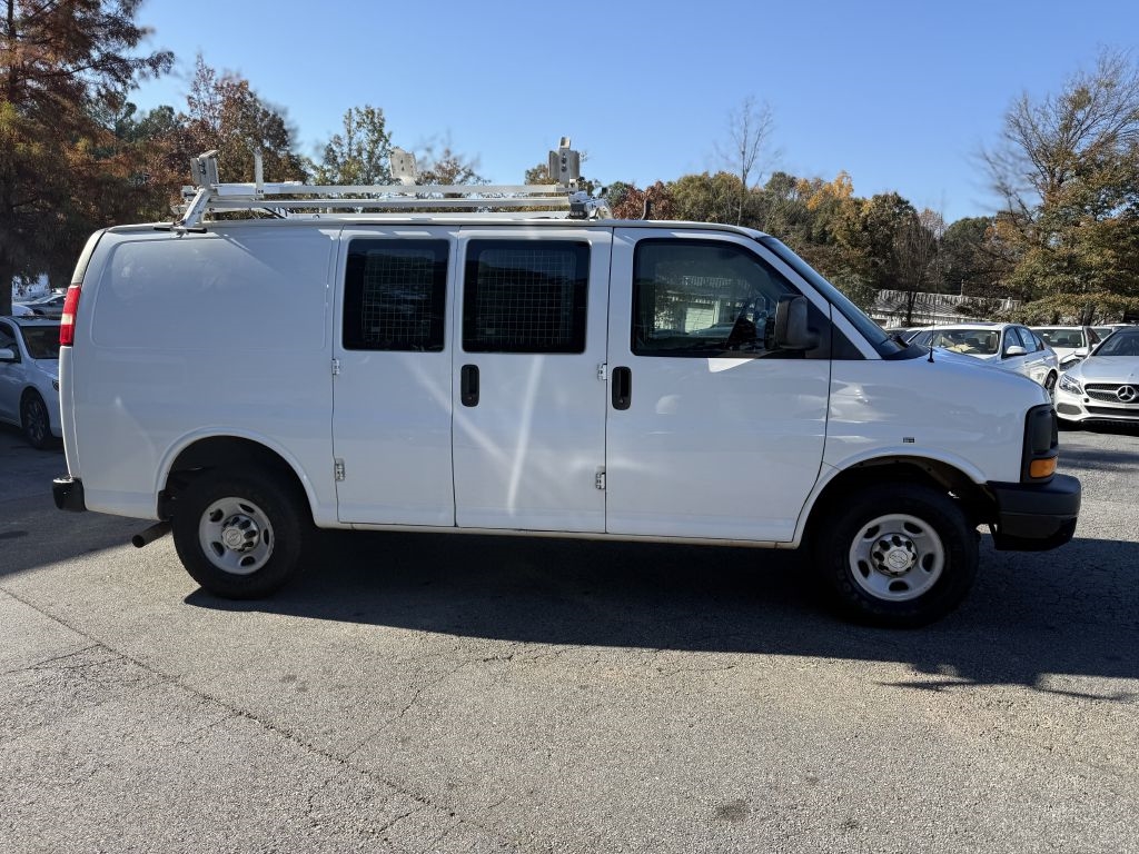 Chevrolet Express Cargo Van RWD 2500 135" 2015