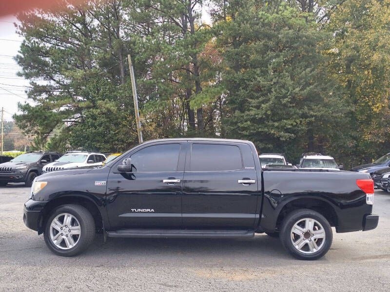 Toyota Tundra 4WD Truck CrewMax 5.7L V8 6-Spd AT LTD (Natl) 2010