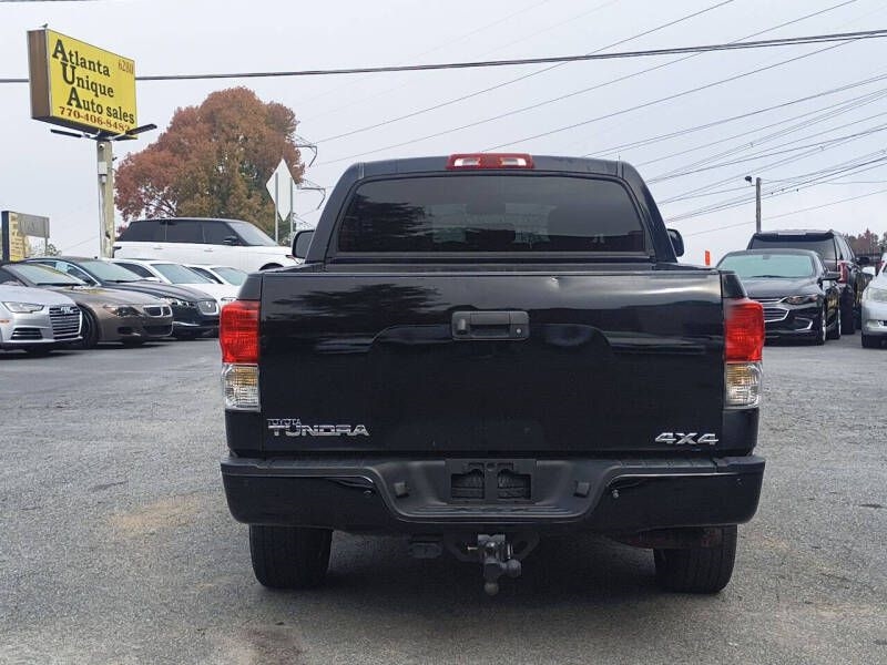 Toyota Tundra 4WD Truck CrewMax 5.7L V8 6-Spd AT LTD (Natl) 2010