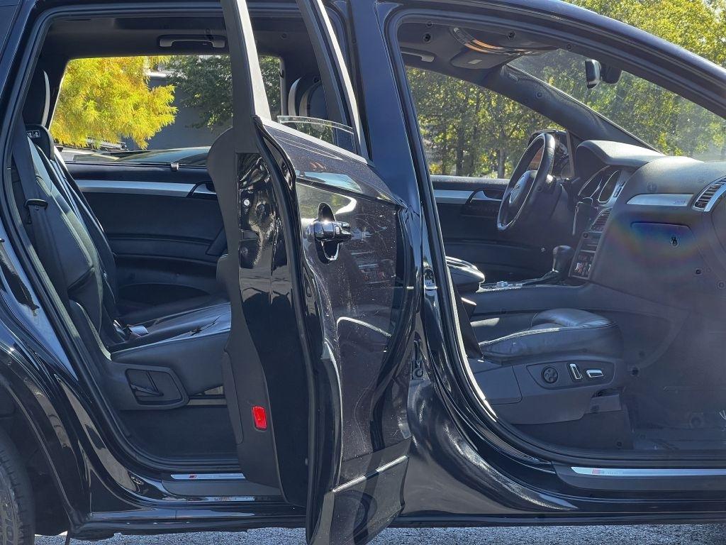 Audi Q7 quattro 4dr 3.0T S line 2012