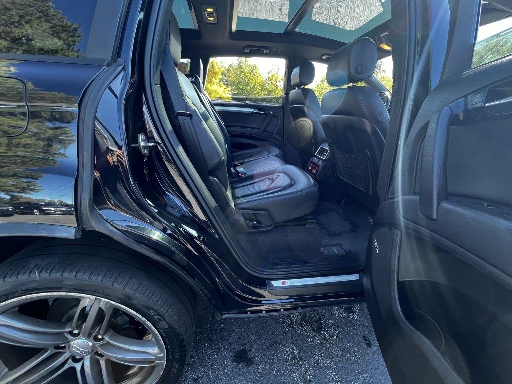 Audi Q7 quattro 4dr 3.0T S line 2012