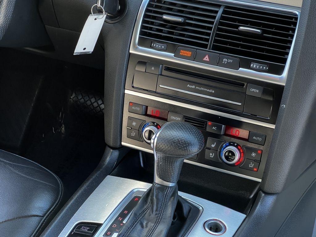 Audi Q7 quattro 4dr 3.0T S line 2012