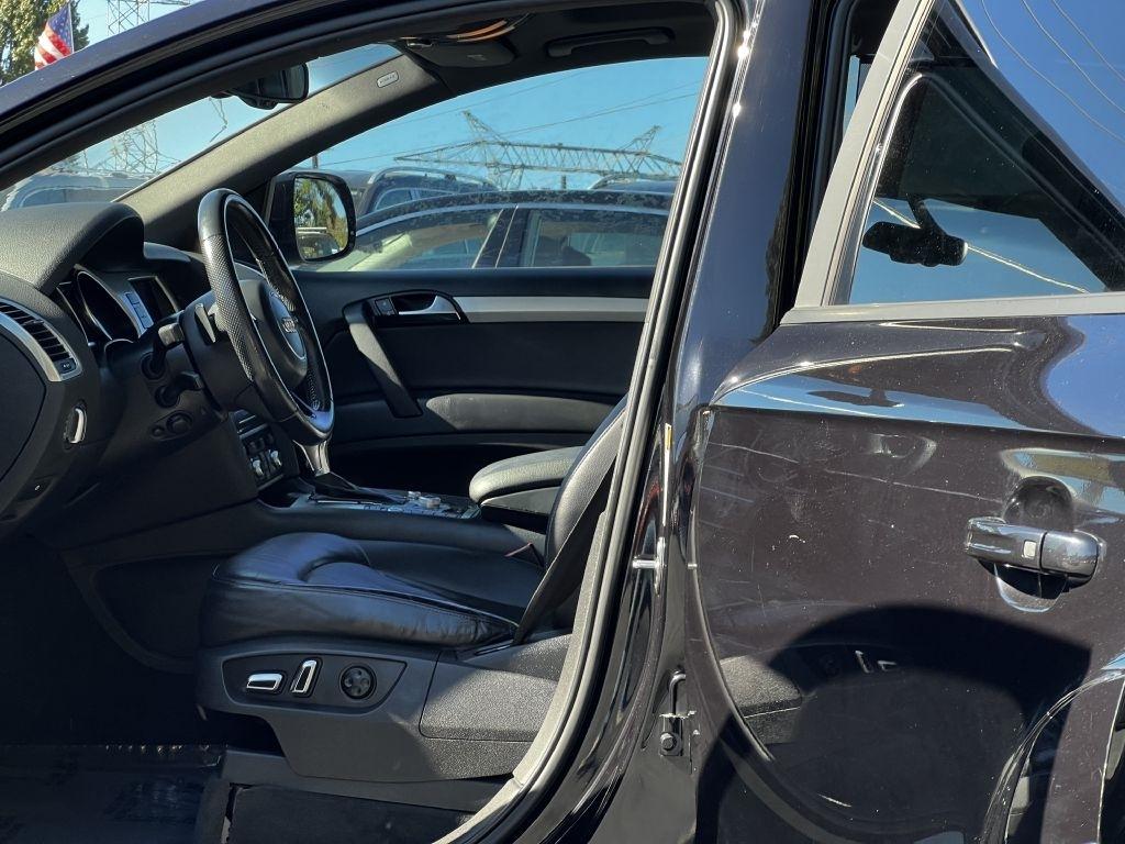 Audi Q7 quattro 4dr 3.0T S line 2012