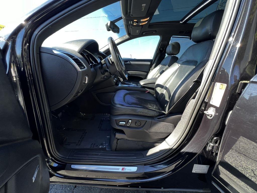 Audi Q7 quattro 4dr 3.0T S line 2012