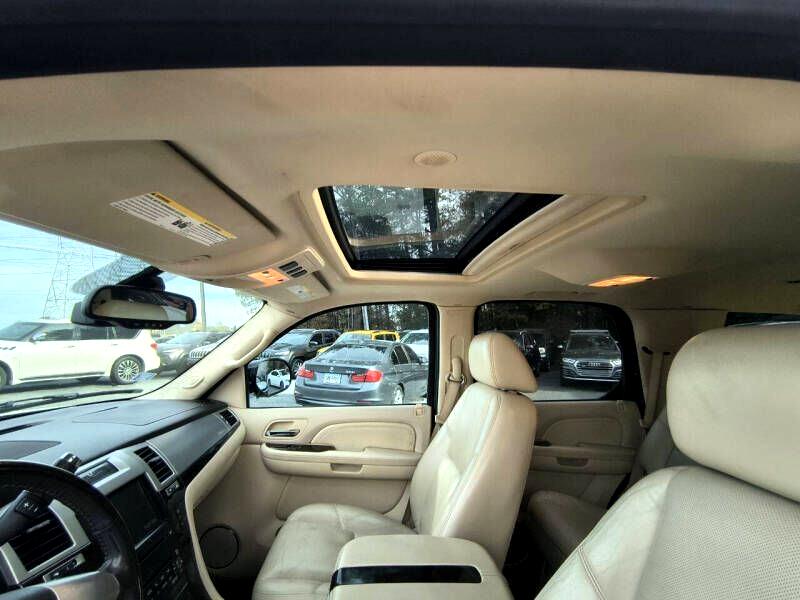 Cadillac Escalade AWD 4dr 2007