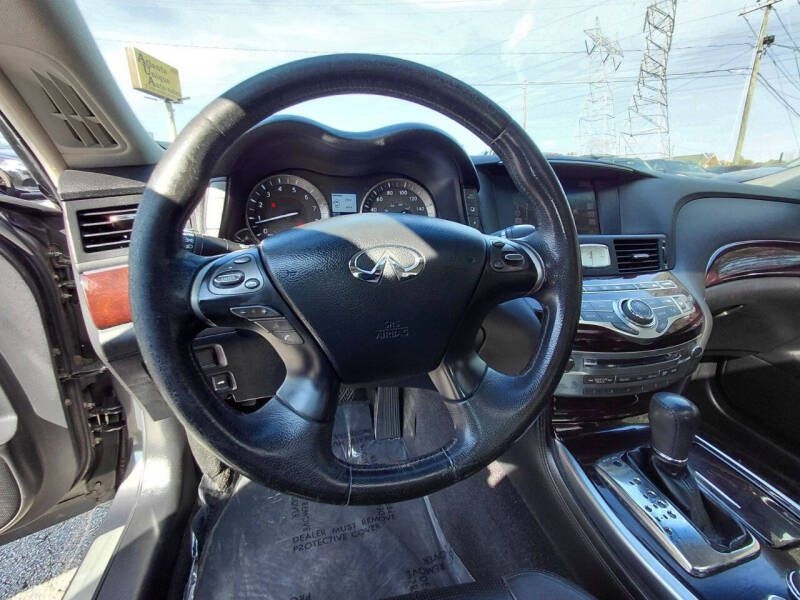 Infiniti M37 4dr Sdn RWD 2013