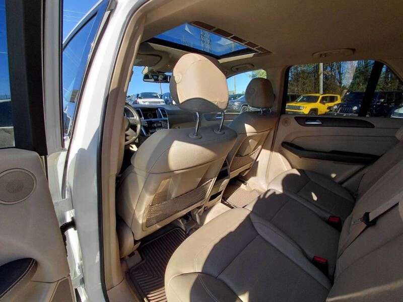 Mercedes-Benz M-Class RWD 4dr ML 350 2015