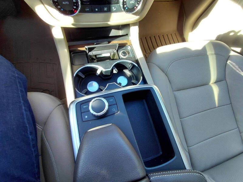 Mercedes-Benz M-Class RWD 4dr ML 350 2015