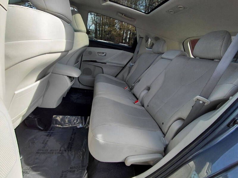 Toyota Venza 4dr Wgn V6 FWD (Natl) 2010