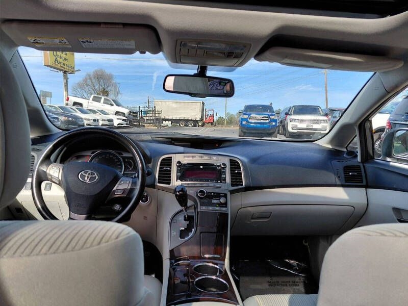 Toyota Venza 4dr Wgn V6 FWD (Natl) 2010