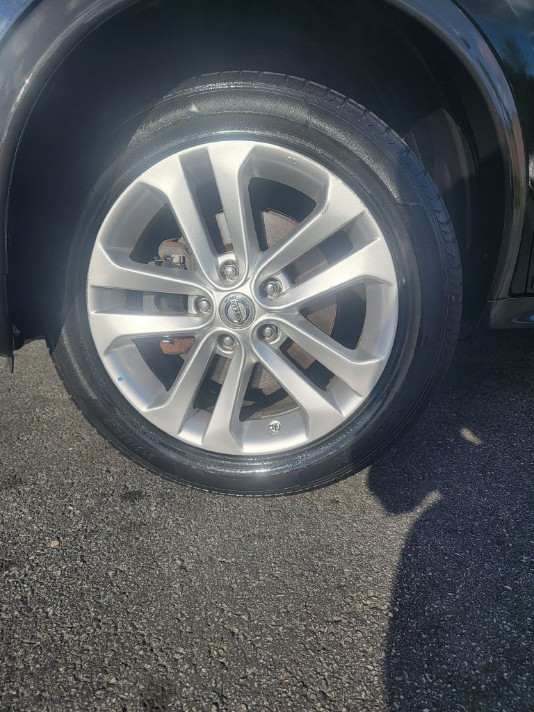 Nissan Juke 5dr Wgn CVT SL AWD 2013