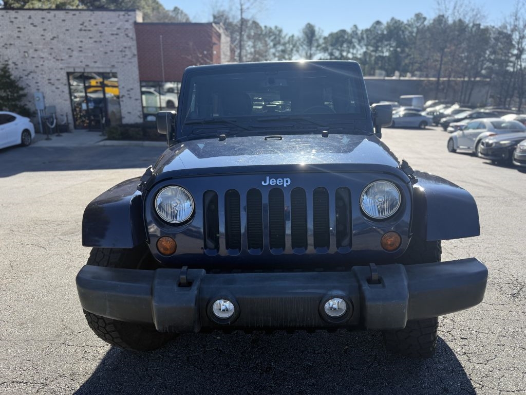Jeep Wrangler Unlimited 4WD 4dr Sahara 2013