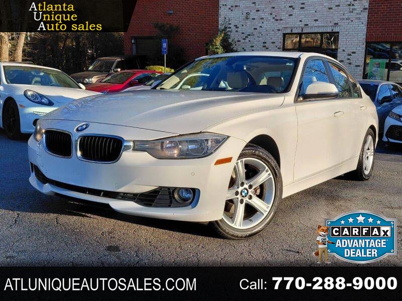 BMW 3 Series 4dr Sdn 328i RWD 2012