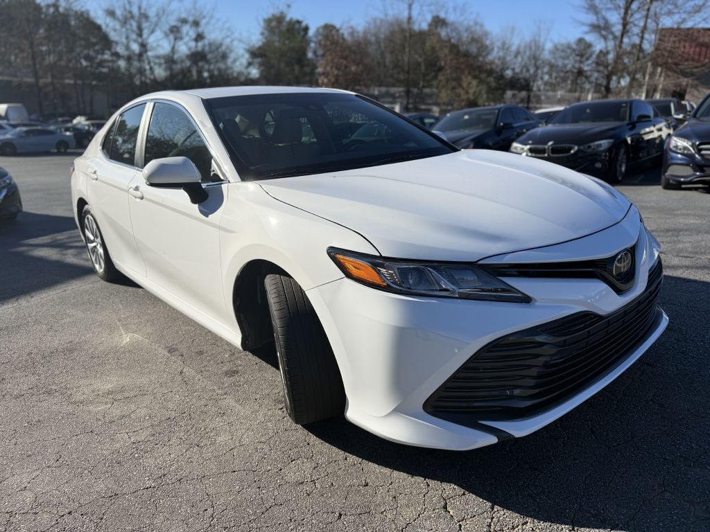 Toyota Camry XLE Auto (Natl) 2018