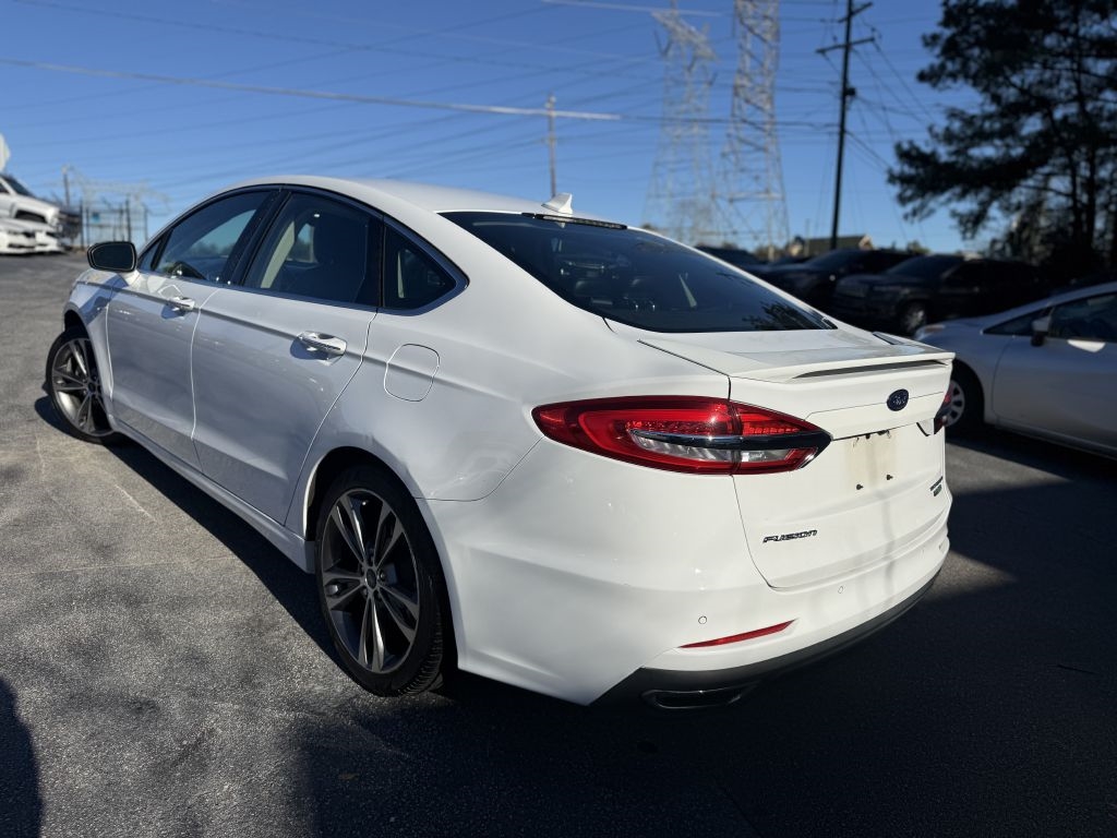 Ford Fusion Titanium FWD 2019